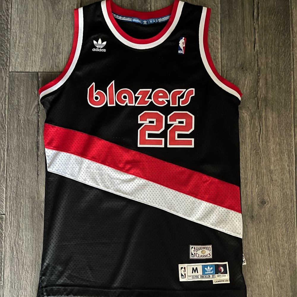 Adidas Portland Trailblazers Clyde the Glide Drexler jersey